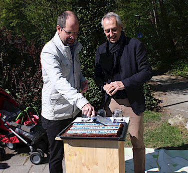 Einweihung der ersten Straßen-Legendenschilder in Puchheim Foto 3
